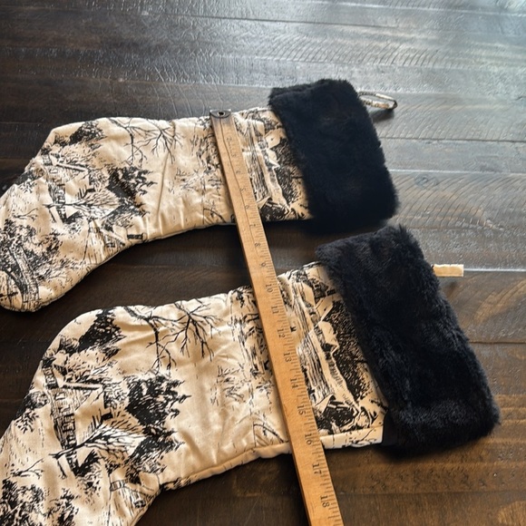 2 Toile Christmas Stocking Faux Fur Trim Homestead Country Cottagecore Christmas - Picture 6 of 6